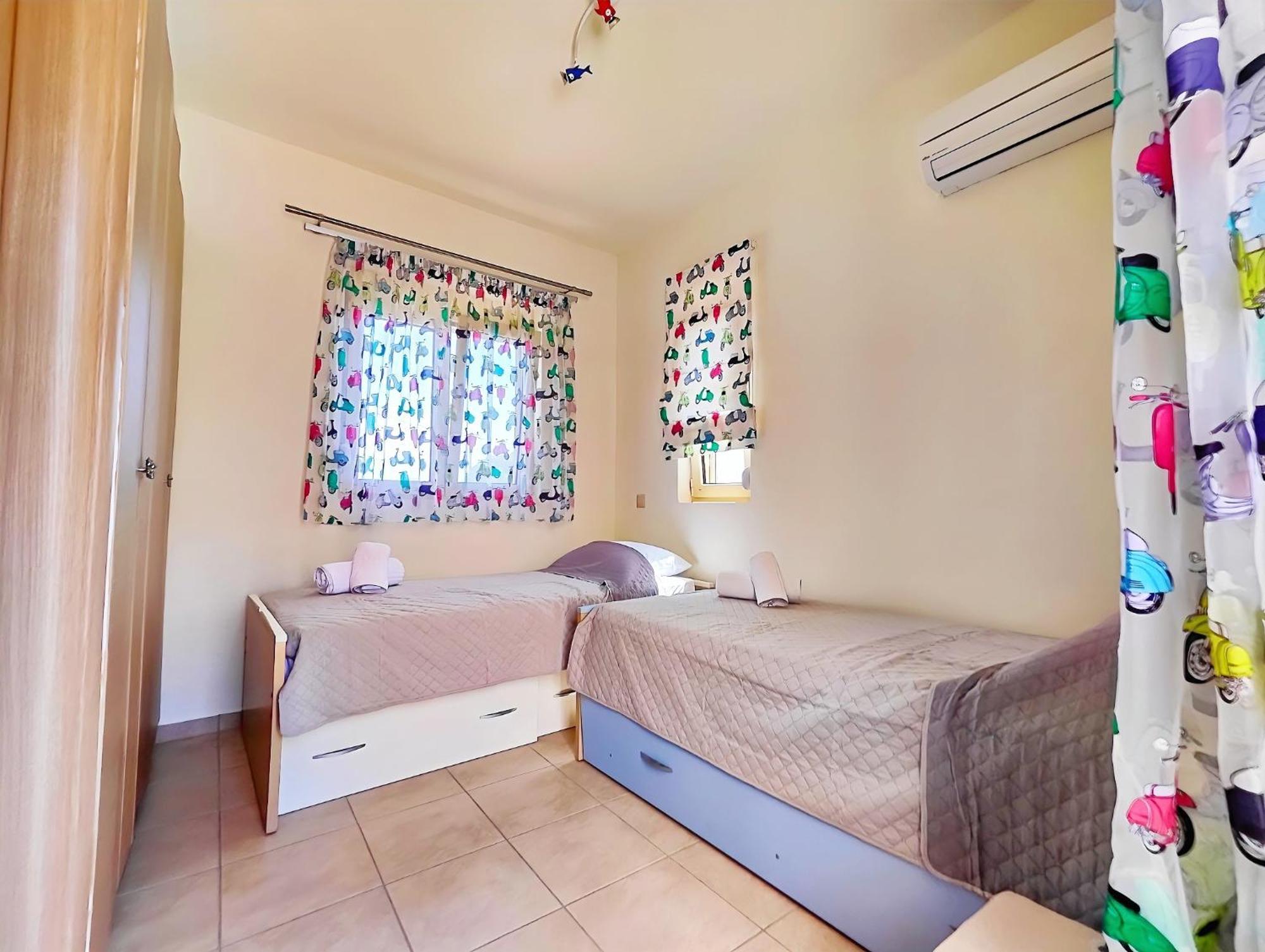 Libre Mare, Your Cozy Vacation Villa *